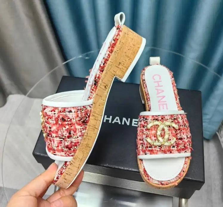 hype Chanel Slippers