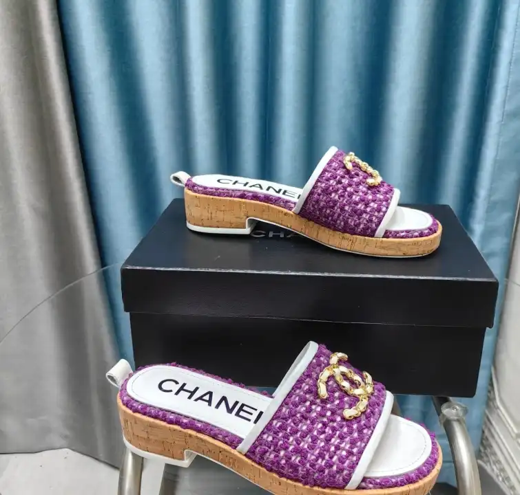 hype Chanel Slippers