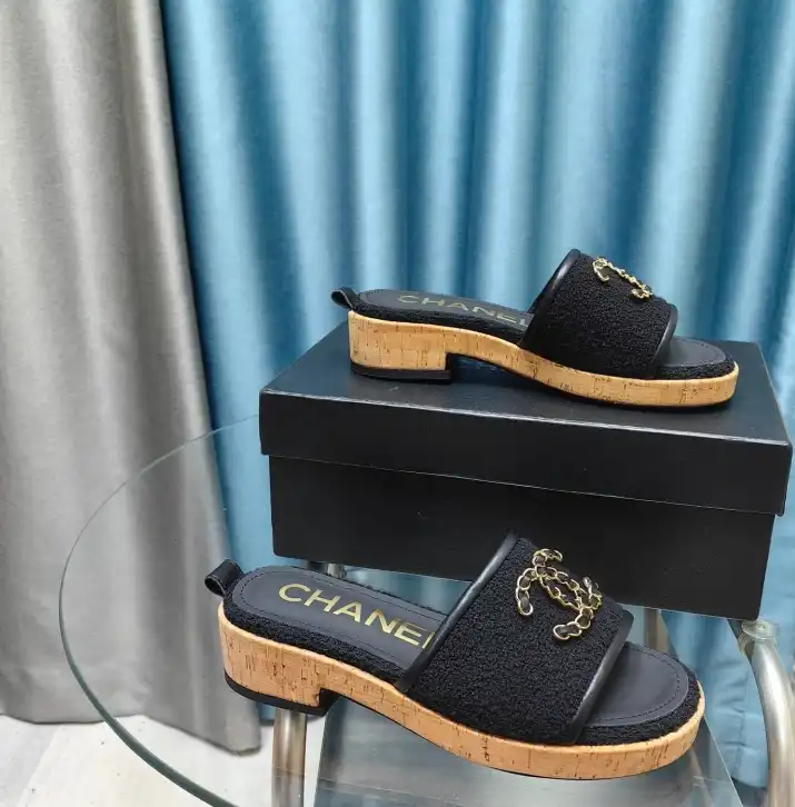 hype Chanel Slippers