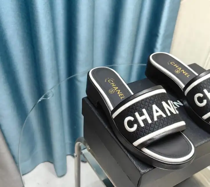 hype Chanel Slippers