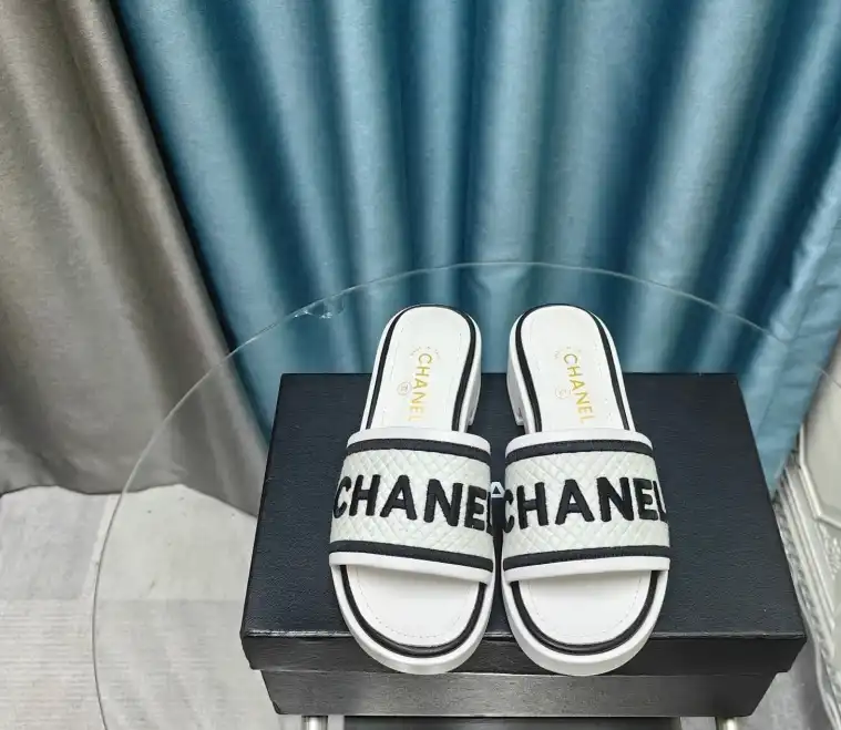 hype Chanel Slippers