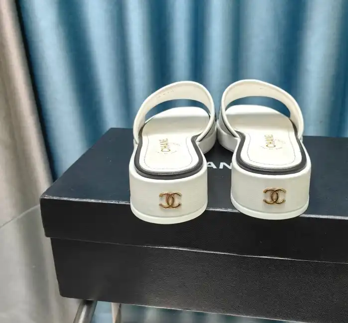 hype Chanel Slippers