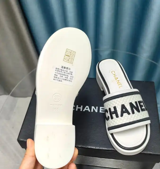 hype Chanel Slippers