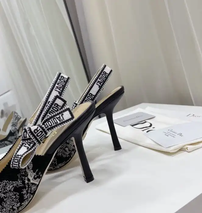 hype Christian Dior High Heels