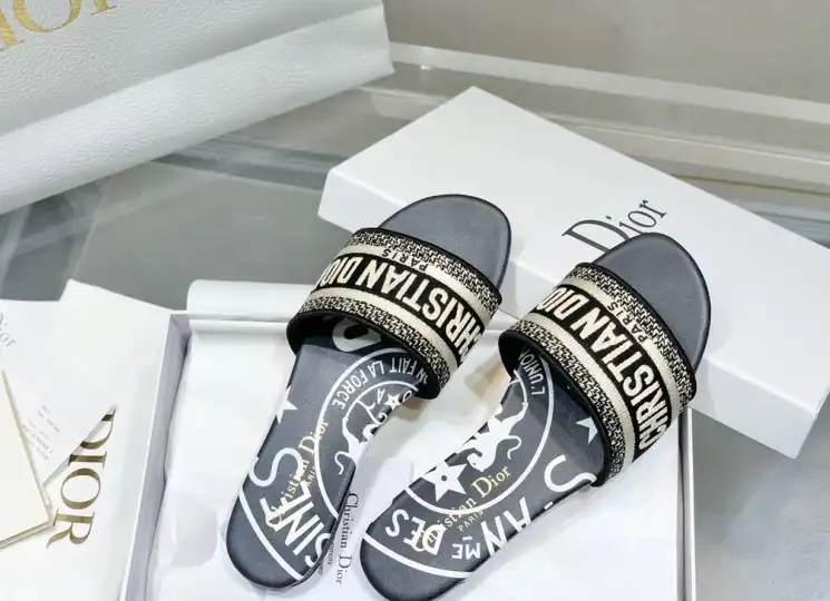 hype Christian Dior Slippers