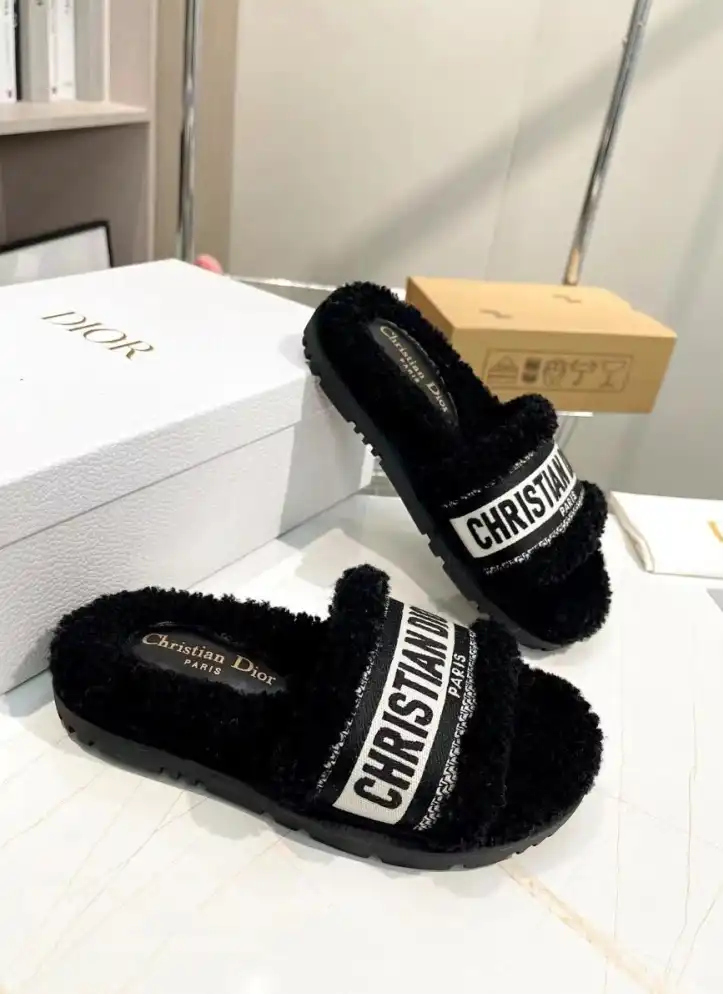 hype Christian Dior Slippers