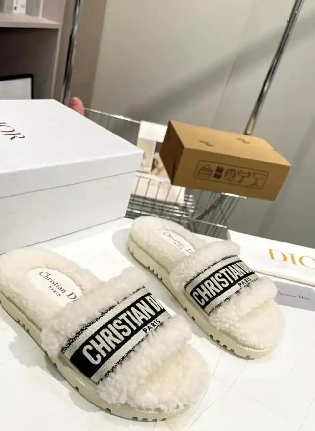 hype Christian Dior Slippers