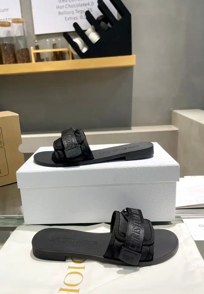 hype Christian Dior Slippers