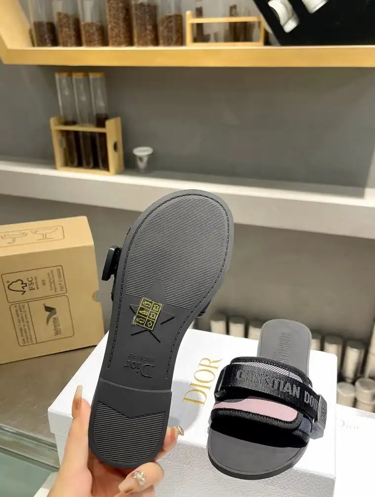 hype Christian Dior Slippers