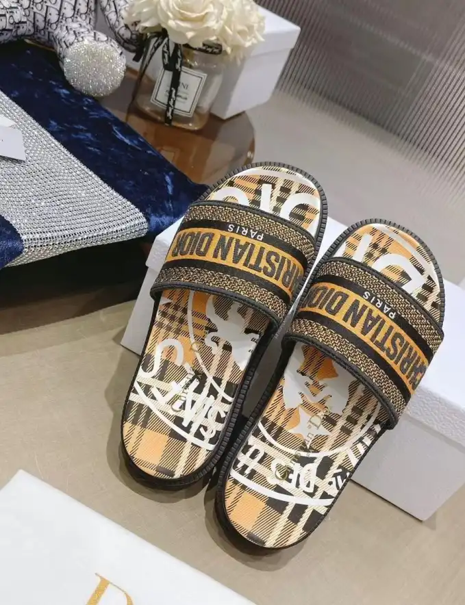 hype Christian Dior Slippers