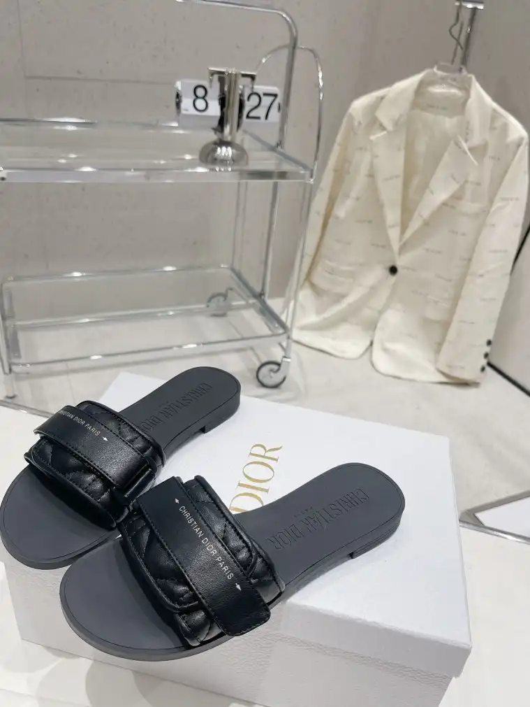 hype Christian Dior Slippers