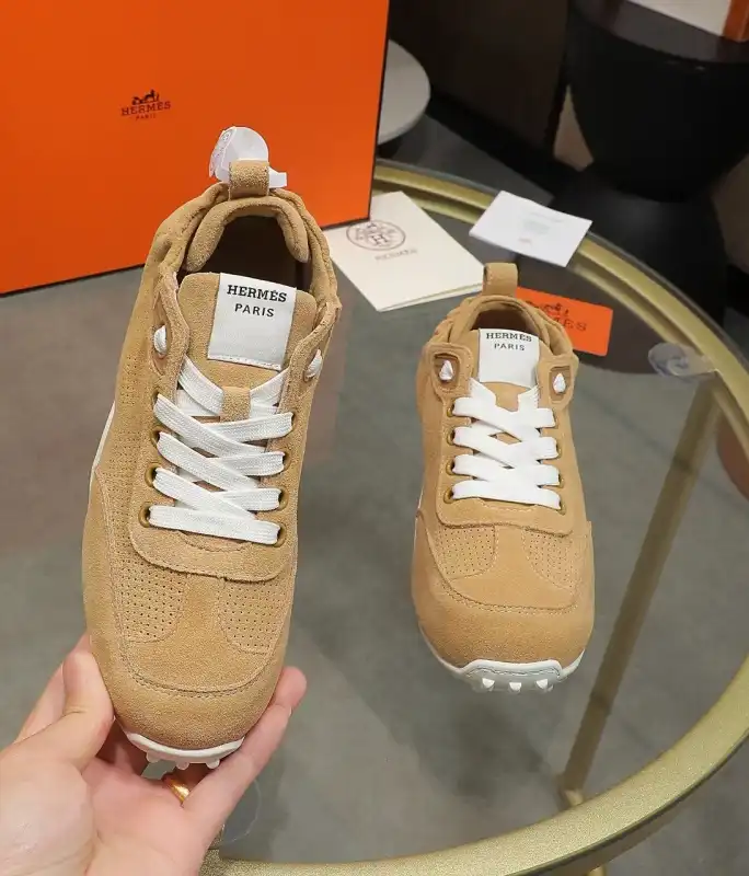 hype Hermes Casual Shoes