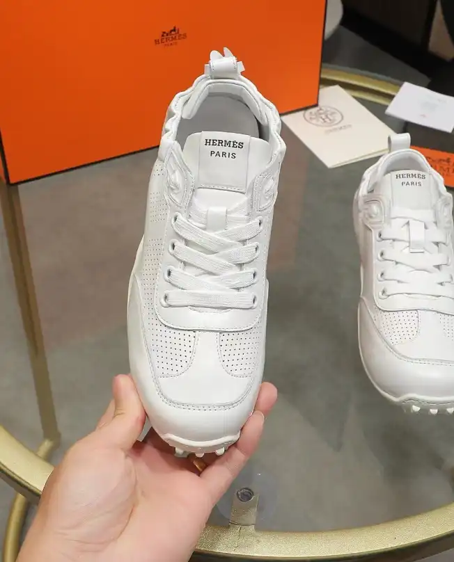 hype Hermes Casual Shoes