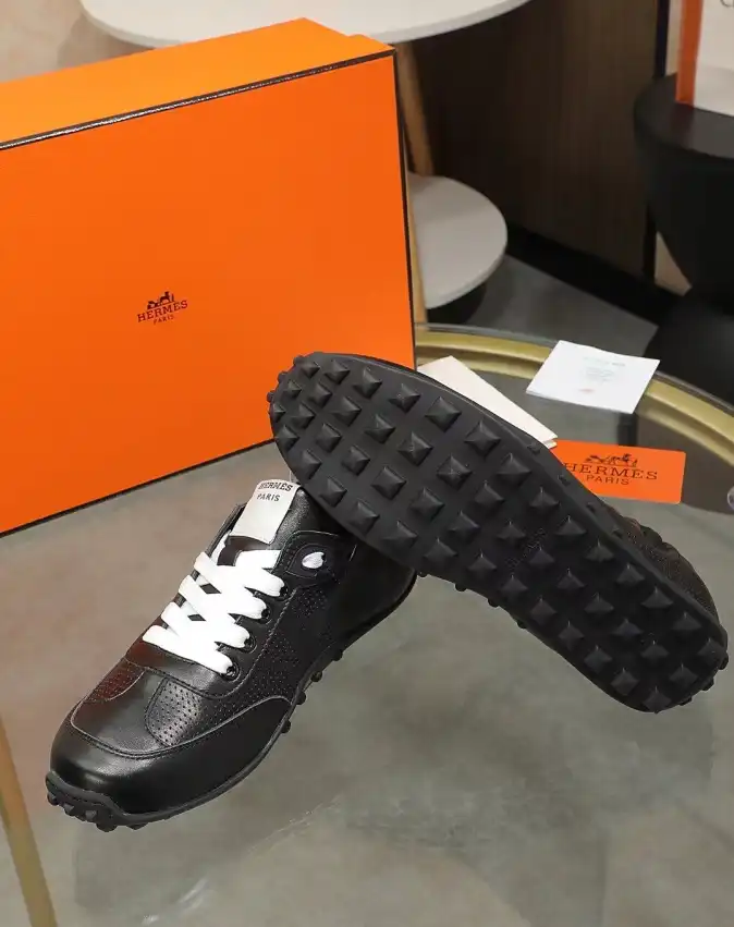 hype Hermes Casual Shoes