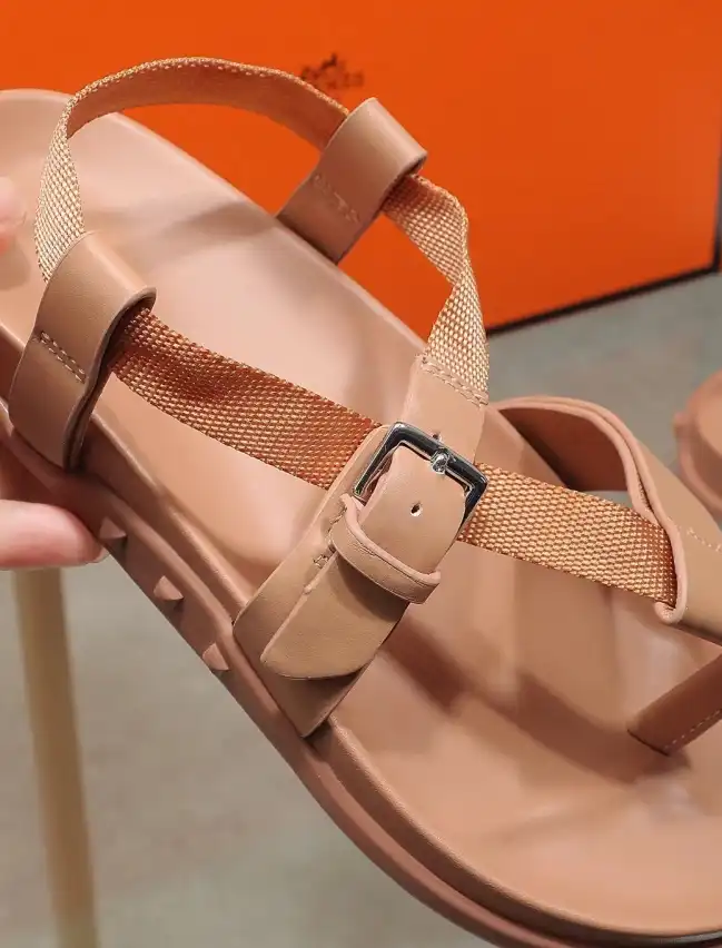 hype Hermes Sandals