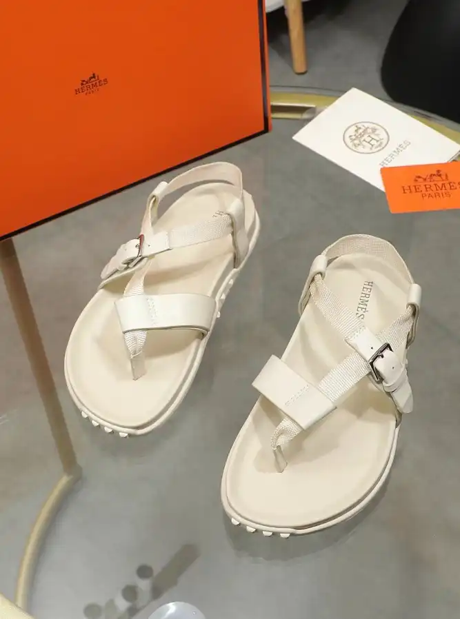 hype Hermes Sandals