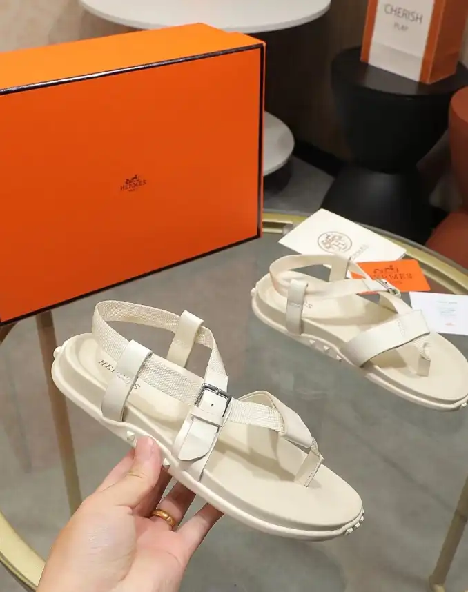 hype Hermes Sandals