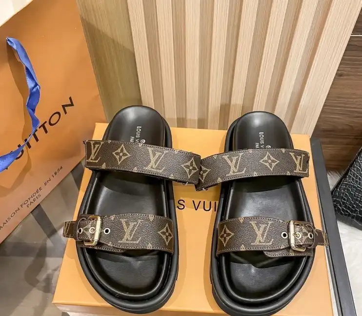 hype LV Slippers