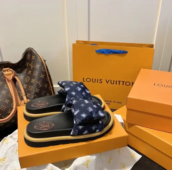 hype LV Slippers