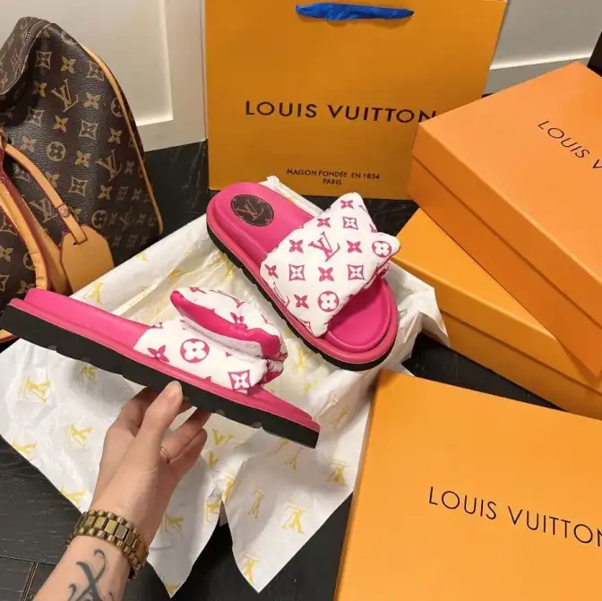 hype LV Slippers