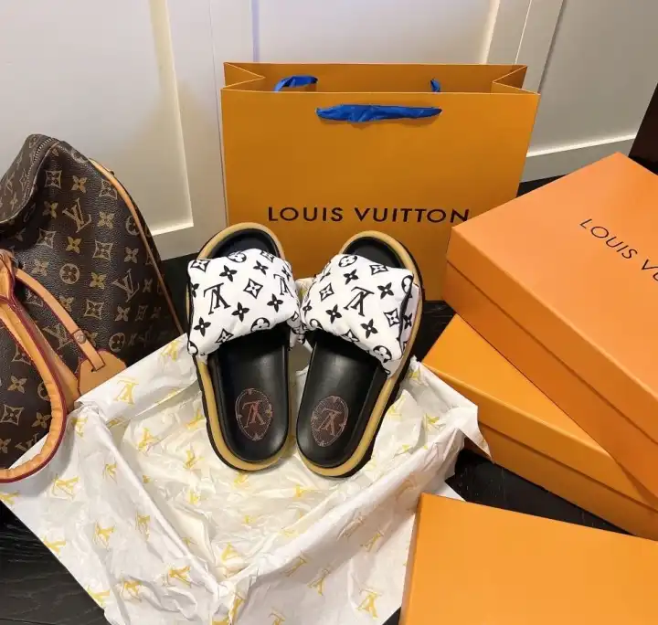 hype LV Slippers