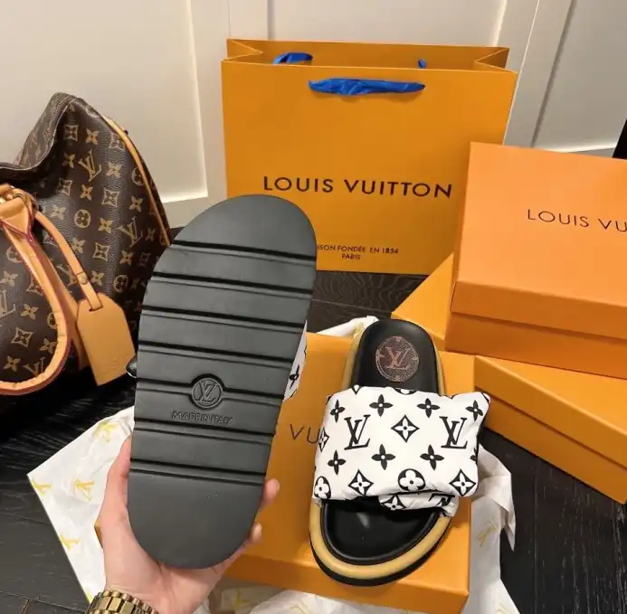 hype LV Slippers