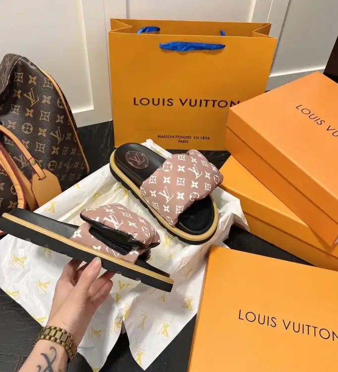 hype LV Slippers