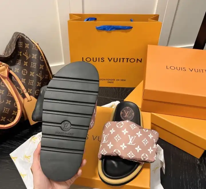 hype LV Slippers