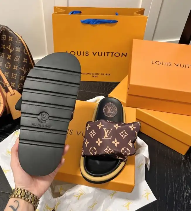 hype LV Slippers