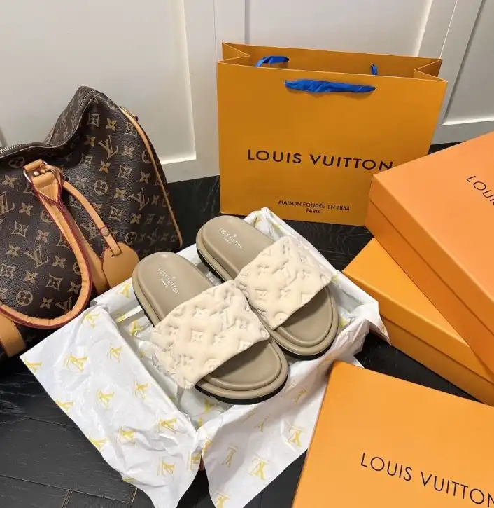 hype LV Slippers