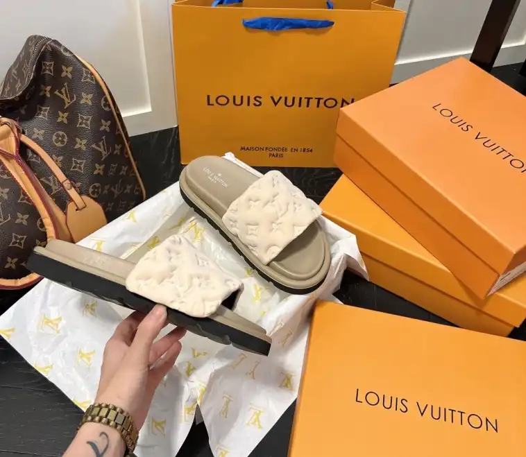 hype LV Slippers