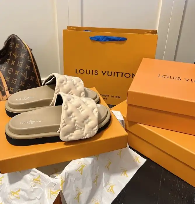 hype LV Slippers