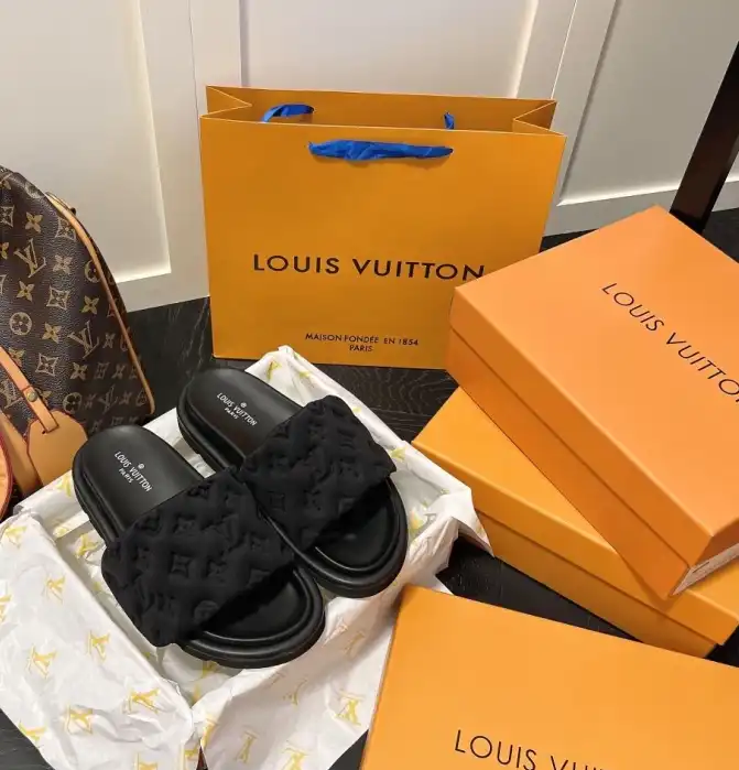 hype LV Slippers