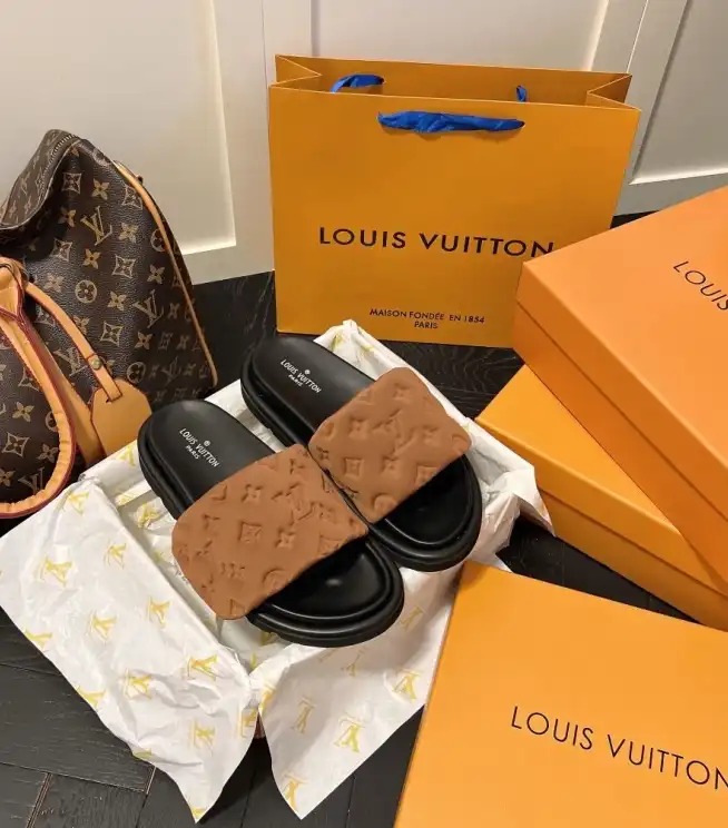 hype LV Slippers