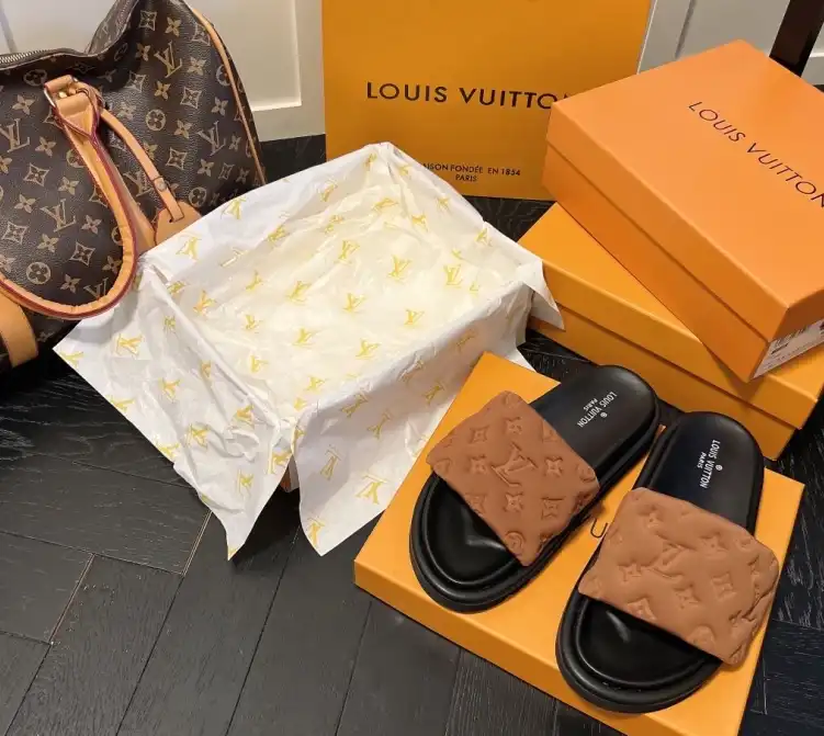 hype LV Slippers