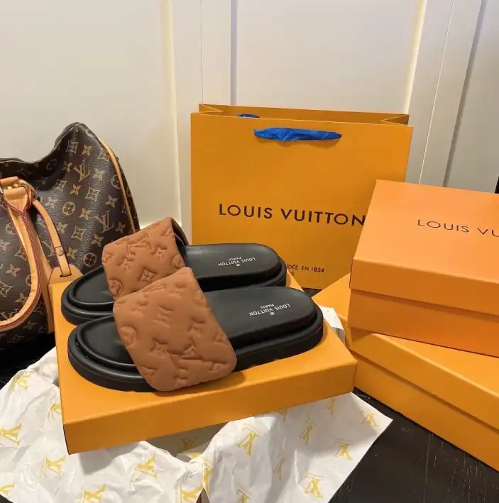 hype LV Slippers