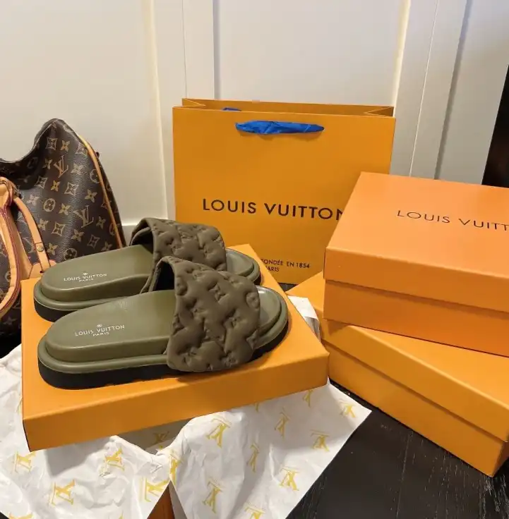 hype LV Slippers