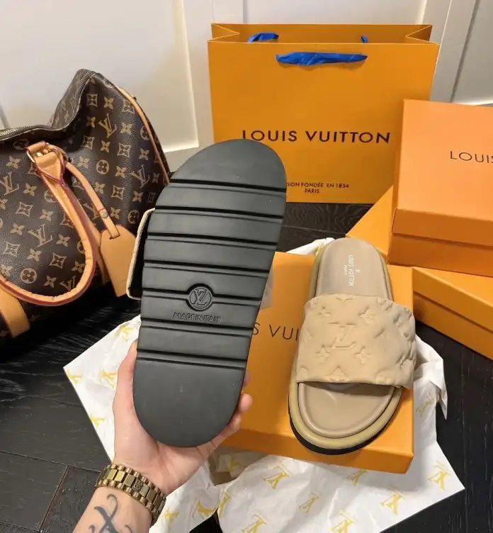 hype LV Slippers