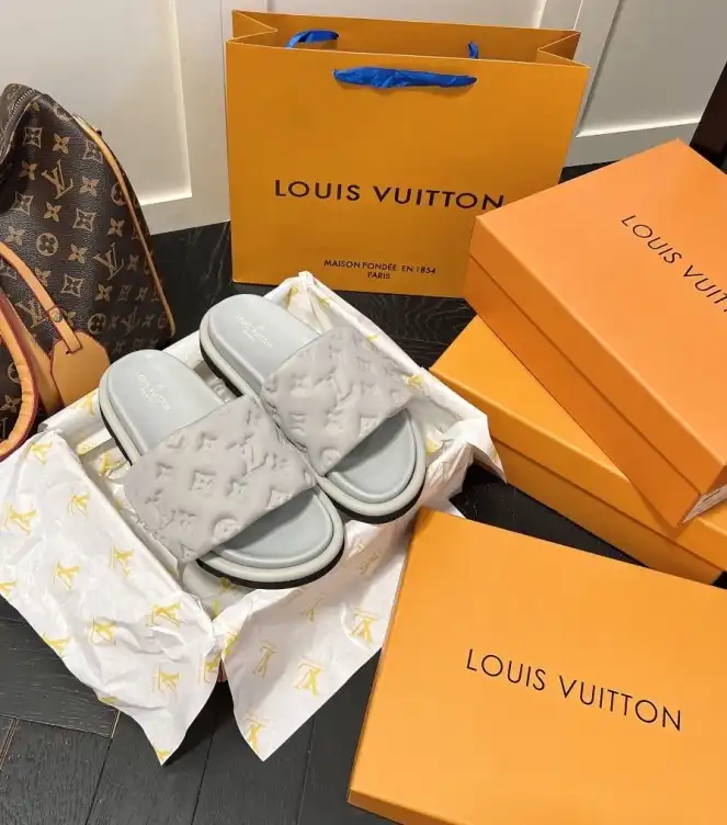 hype LV Slippers