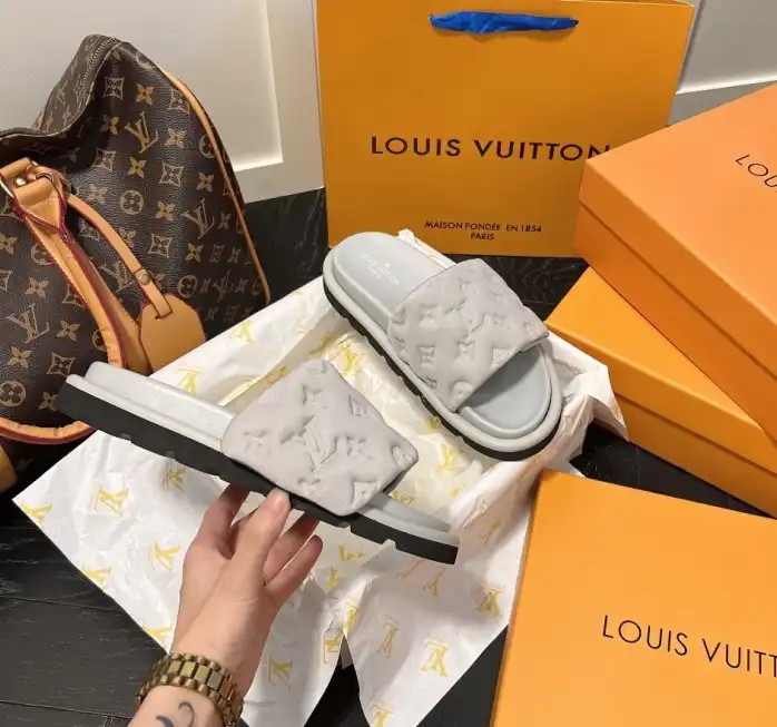 hype LV Slippers