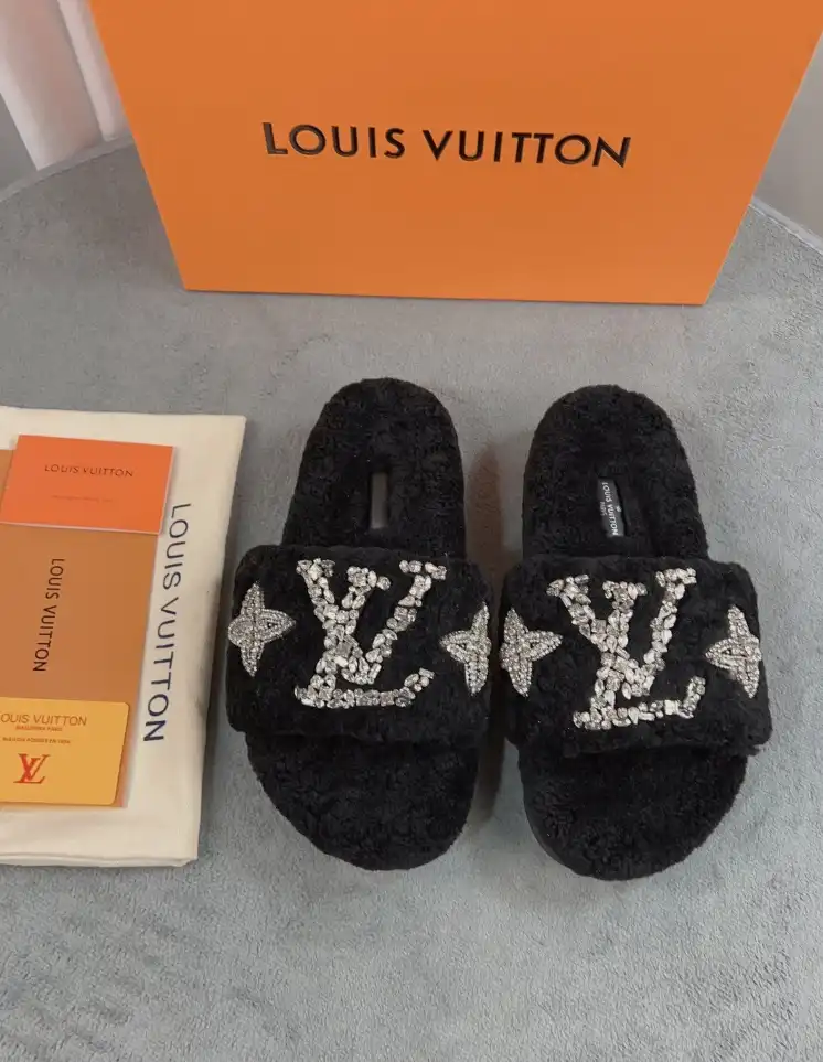 hype LV Slippers