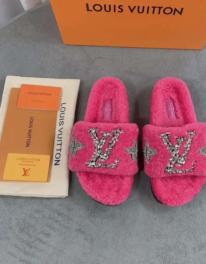 hype LV Slippers