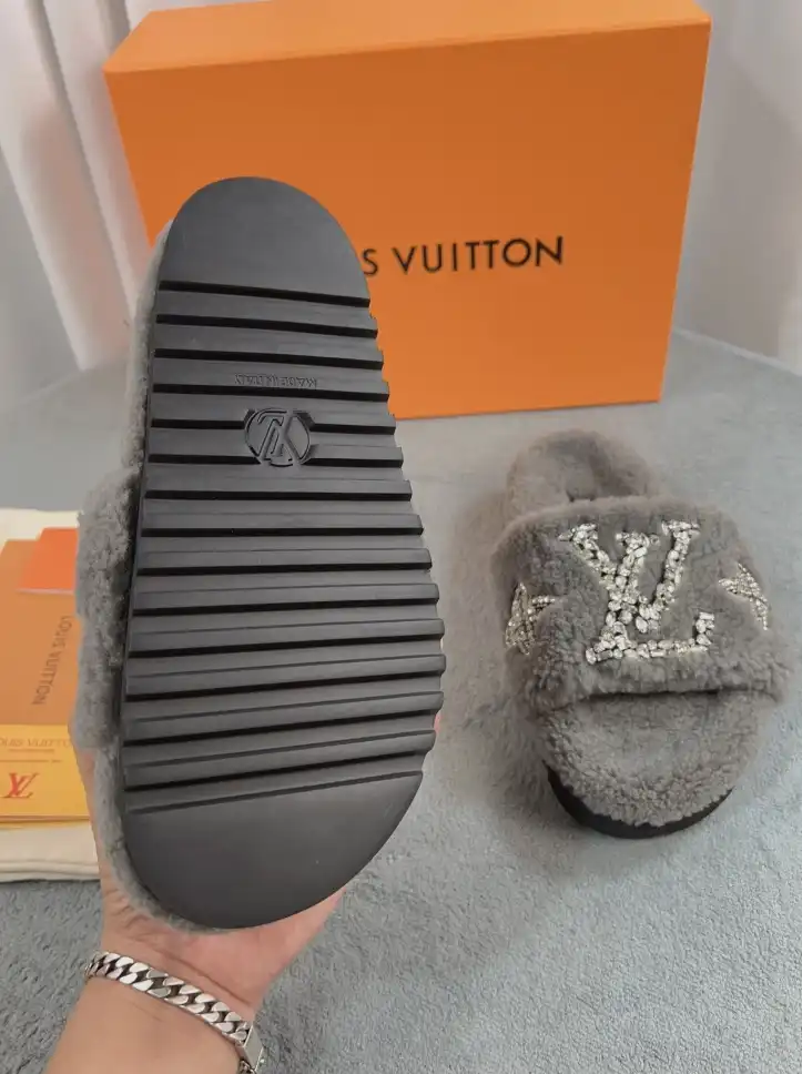 hype LV Slippers