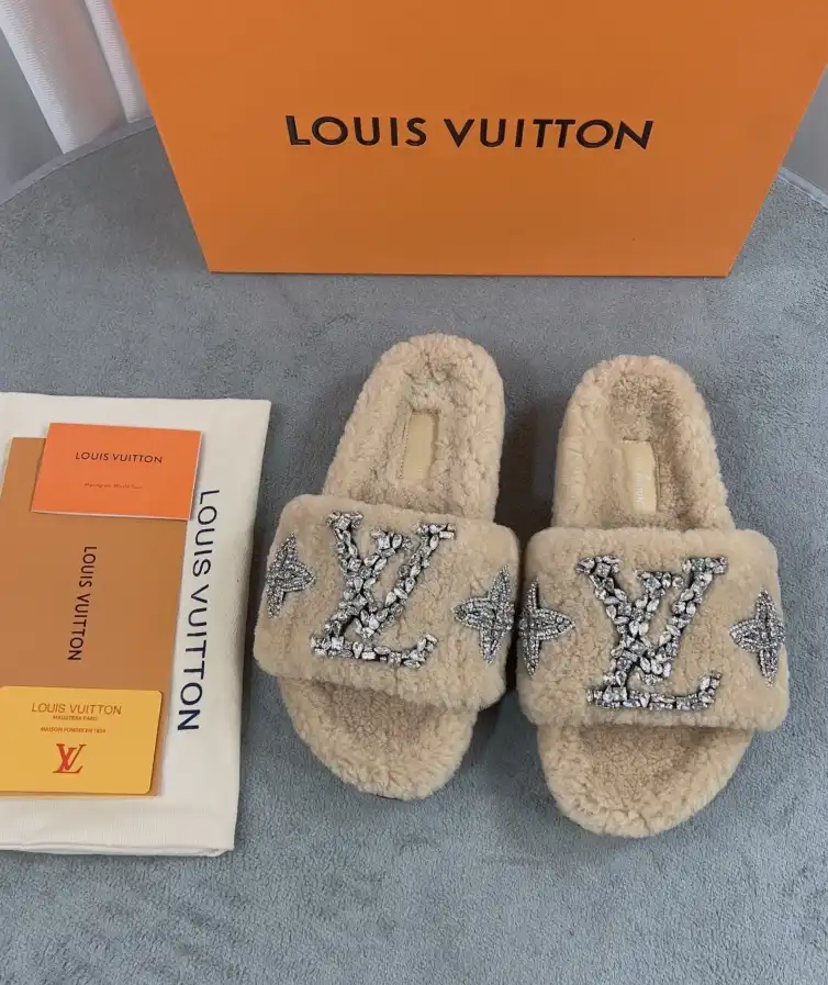 hype LV Slippers