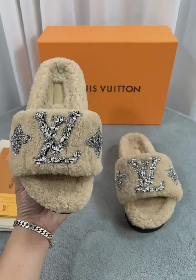 hype LV Slippers