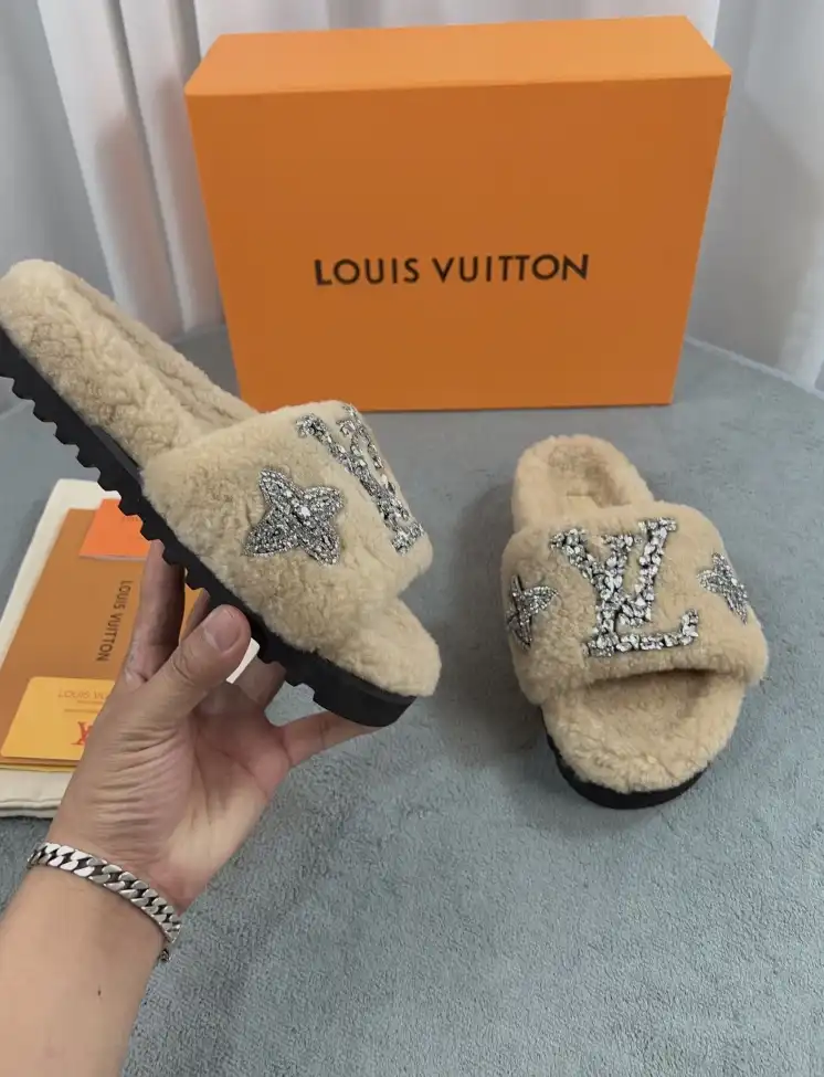 hype LV Slippers