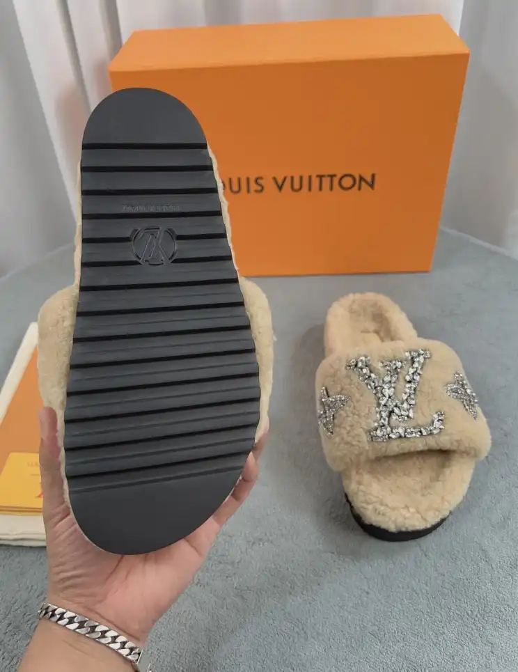 hype LV Slippers