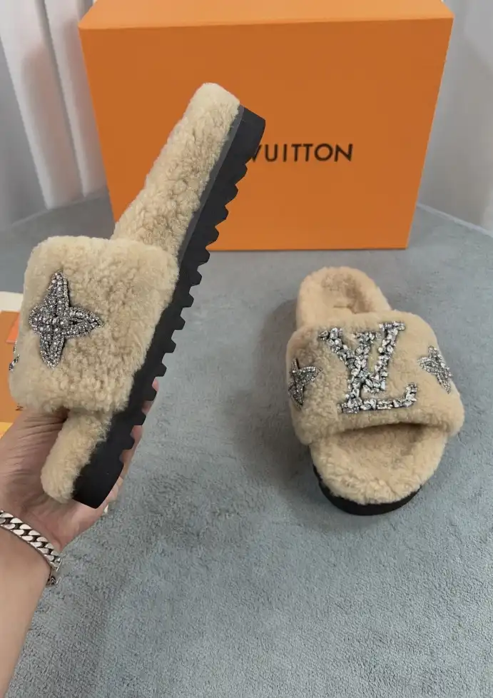 hype LV Slippers