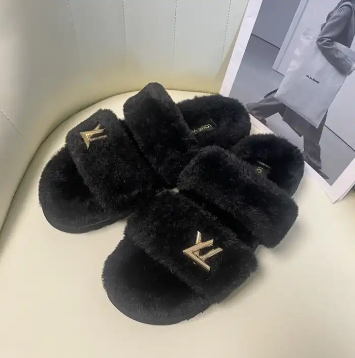 hype LV Slippers