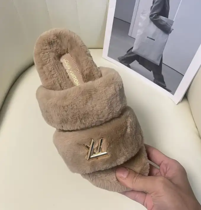 hype LV Slippers